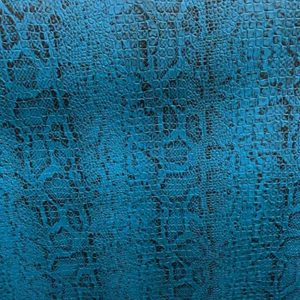 Tissu simili cuir serpent bleu
