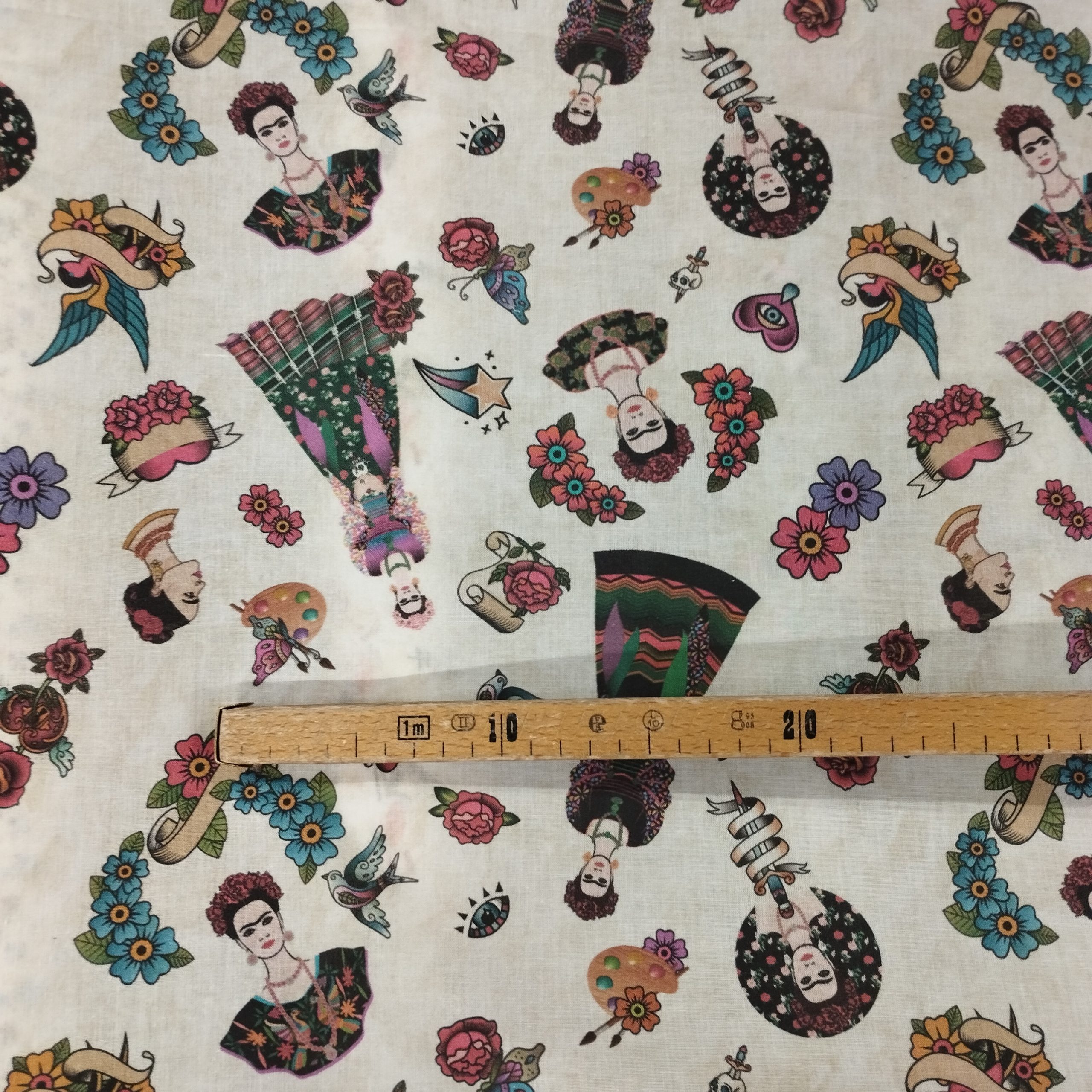 Tissu coton imprimé Frida Kahlo mètre